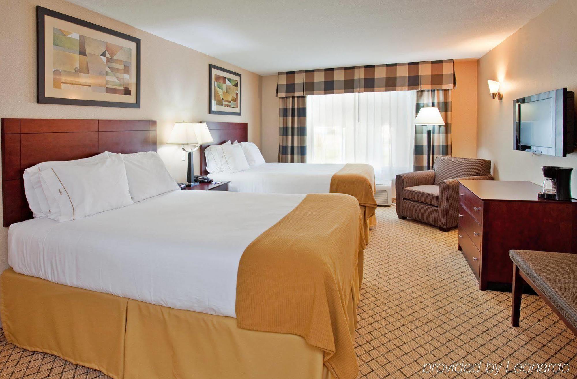 Holiday Inn Express Hotel & Suites Wichita Airport, An Ihg Hotel Ruang foto
